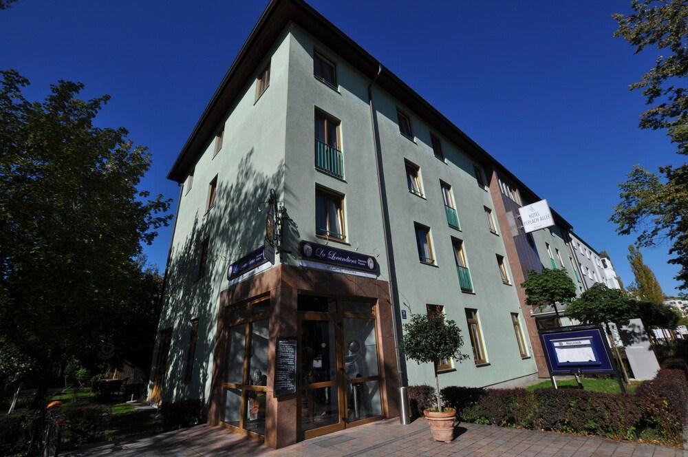 Hotel Perlach Allee By Blattl Munique Exterior foto